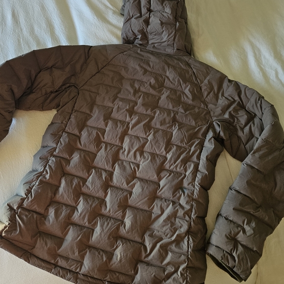 Mountain Hardware Women's Stretchdown™ Hoody Large Olive - Picture 4 of 6